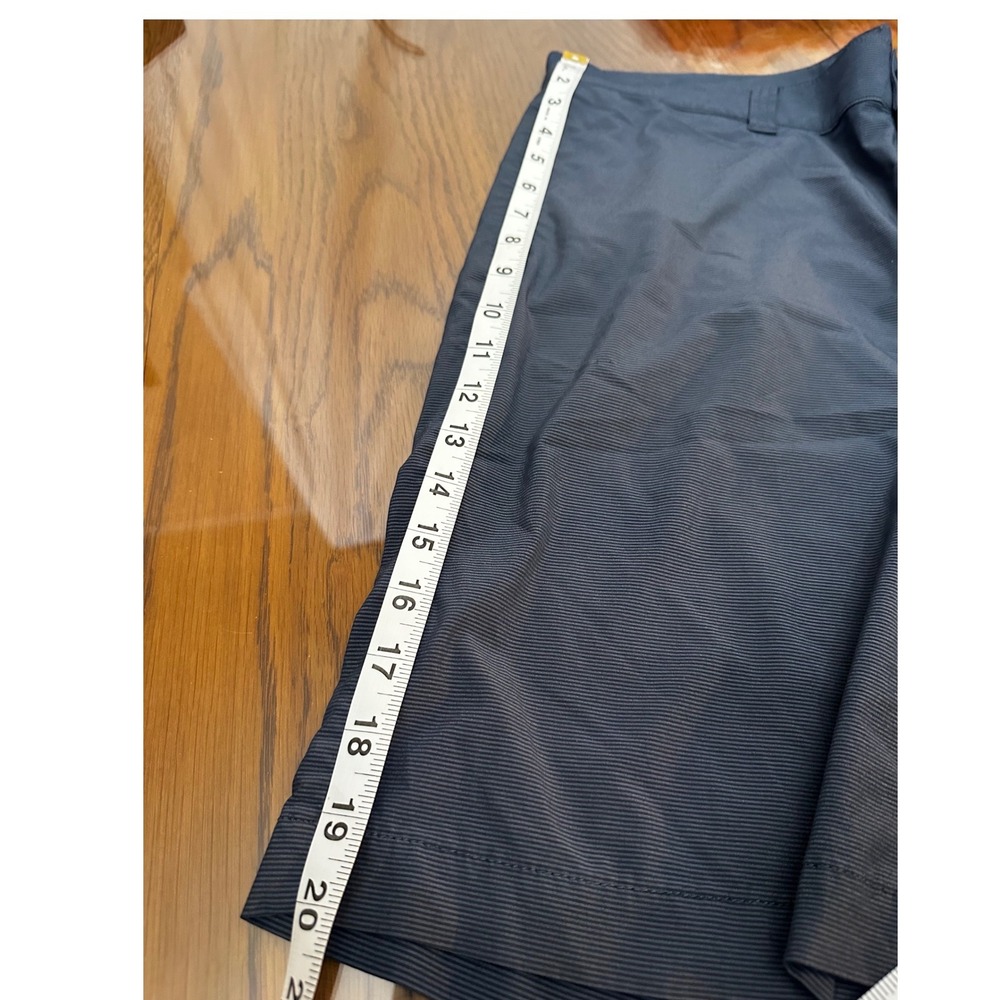 TravisMathew Mens Golf Shorts Navy Blue Striped Stretch Size 36 Performance - Picture 6 of 9